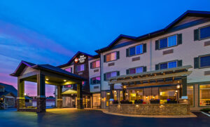 Best Western PLUS Vineyard Inn and Suites